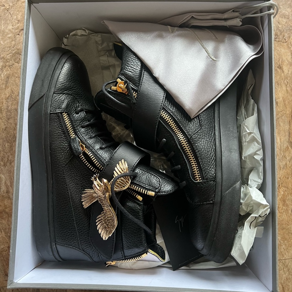 Giuseppe Zanotti Black Hightop Sneakers